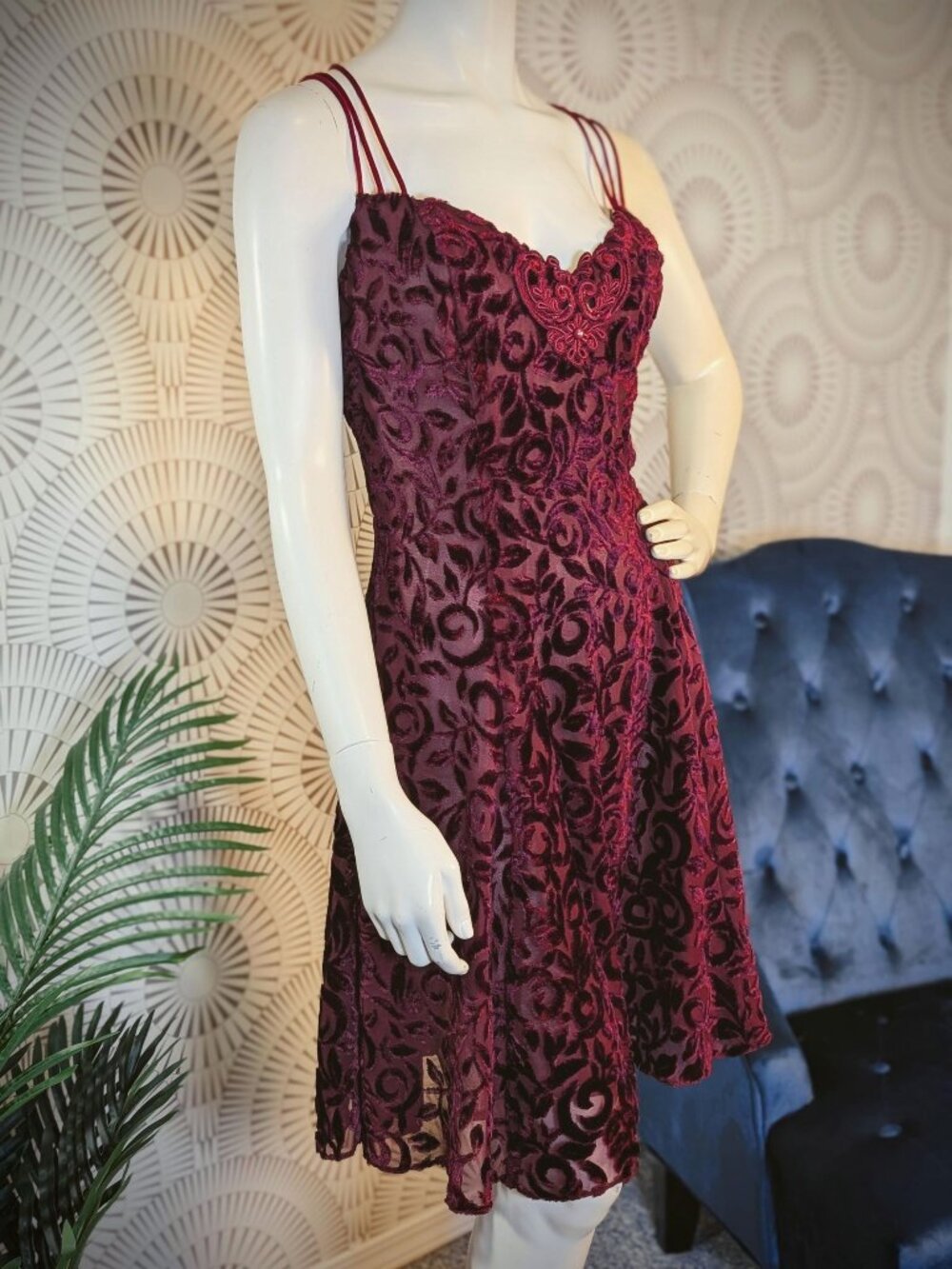 1990's Burgundy Velvet Gunne Sax Ballerina Dress - Women's Size 10/M